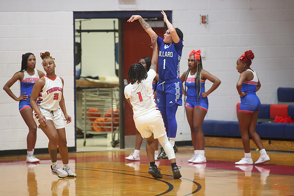 2025_Bball_Women_DillardvsTougaloo-4