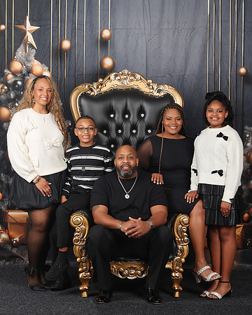 2024_Christmas_Monifah-23