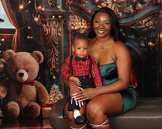 2024_Christmas_Shanta-15