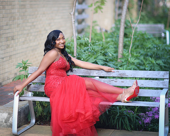 2025_Prom_ShaniahSis-36