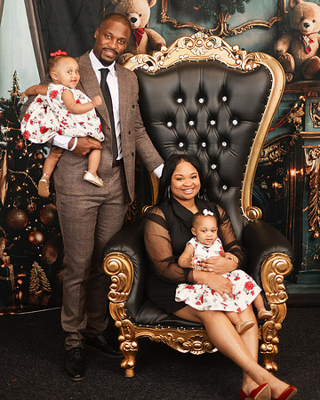 2024_Christmas_Barnes Family-14