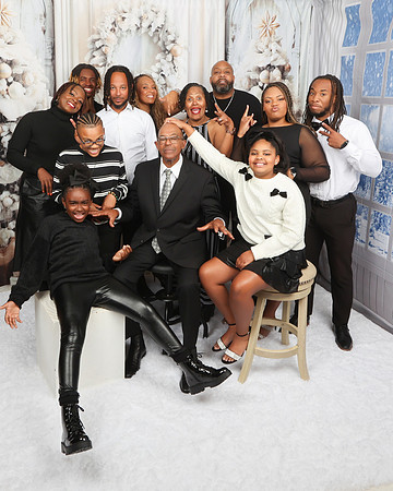 2024_Christmas_Monifah-67