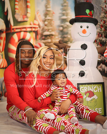 2024_Christmas_Asia Taylor-18