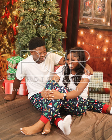 2024_Christmas_Markayla-16