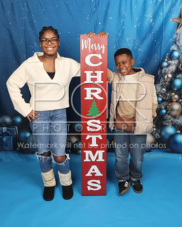 2024_Holiday_D_Kyles-29