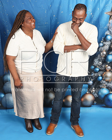 2024_Holiday_D_Kyles-39