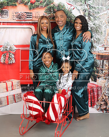 2024_Christmas_Latorica-33