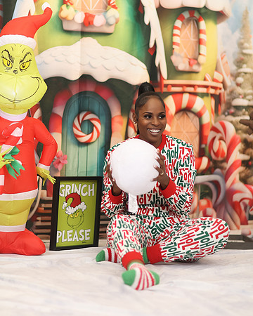 2024_Christmas_Keundra-41
