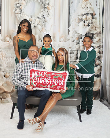 2024_Christmas_Latorica-15