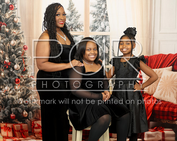 2024_Christmas_Kyerra Cooper-32