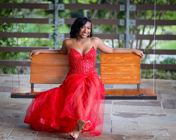 2025_Prom_ShaniahSis-15