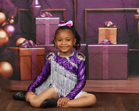 2024_Christmas_JasmineJ-52