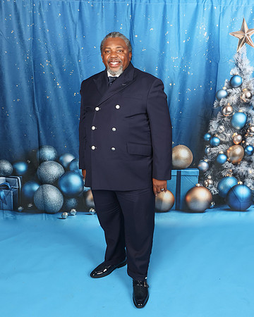 2024_Christmas_MitchellFamily-22