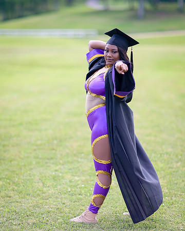 2025_Grad_Maddy-87