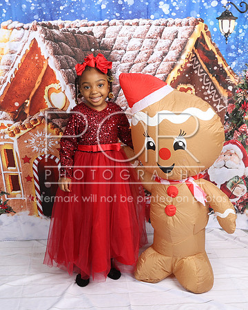 2022_Christmas_Pamela-5