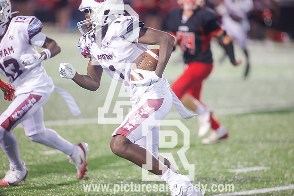 2025_Fball_ByramvsBrandon-238