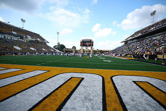 2025_Fball_JSUvsUSM-34