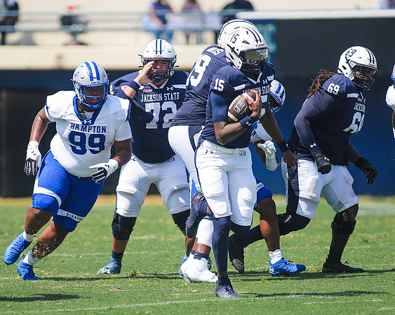 2025_Fball_HamptonvsJSU-230