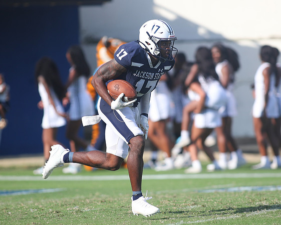 2025_Fball_HamptonvsJSU-459