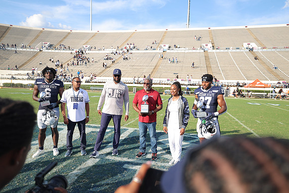 2025_Fball_HamptonvsJSU-489