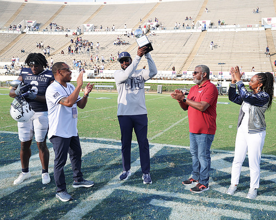 2025_Fball_HamptonvsJSU-491