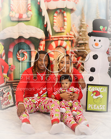 2024_Christmas_Asia Taylor-12