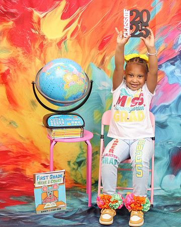 2025_Grad_Raegan-35