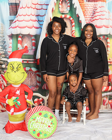 2024_Christmas_Khalil-22