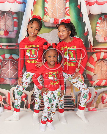 2025_Christmas_JHolmes-7