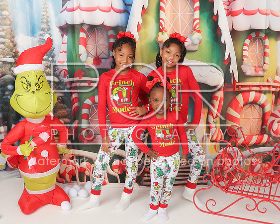 2025_Christmas_JHolmes-6