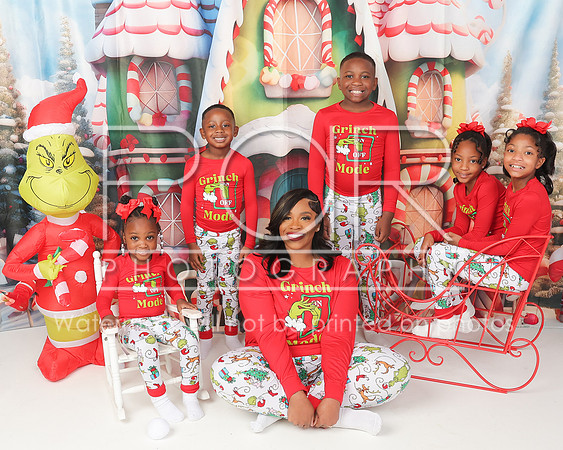 2025_Christmas_JHolmes-1