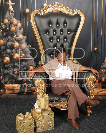 2025_Christmas_CandaceBraxton-21