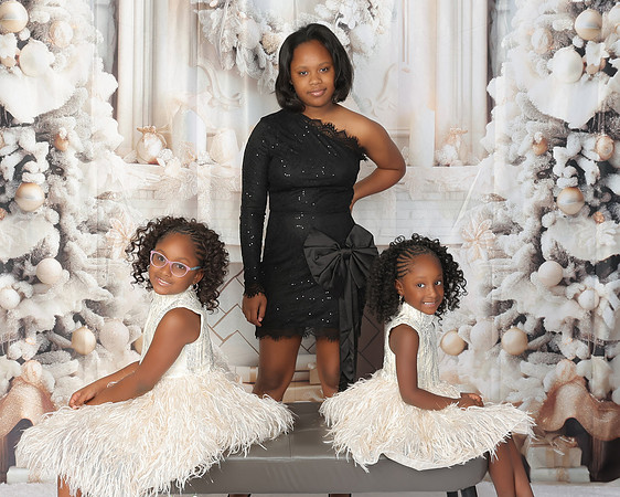 2025 Christmas_Brianna_Smith-26