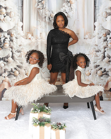 2025 Christmas_Brianna_Smith-27