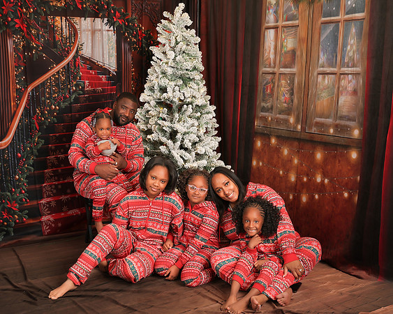 2025 Christmas_Brianna_Smith-14
