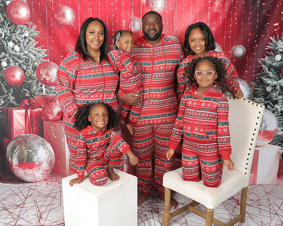 2025 Christmas_Brianna_Smith-1