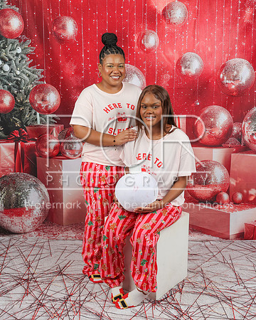2025 Christmas_Alanda_James-18