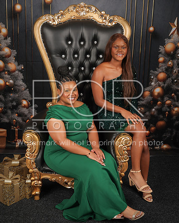 2025 Christmas_Alanda_James-12