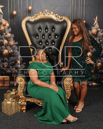 2025 Christmas_Alanda_James-11