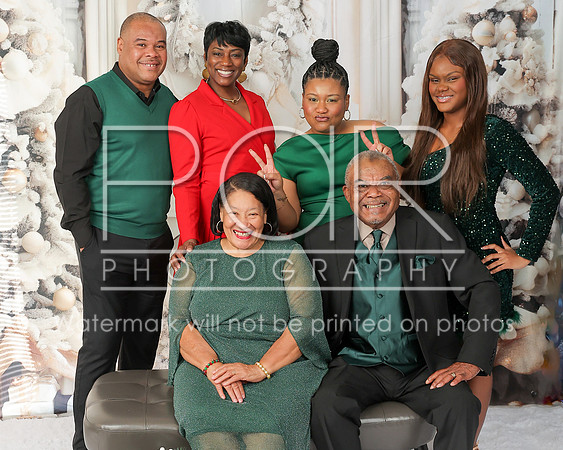2025 Christmas_Alanda_James-6