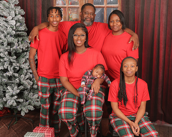 2025 Christmas DNaya_Britton-18
