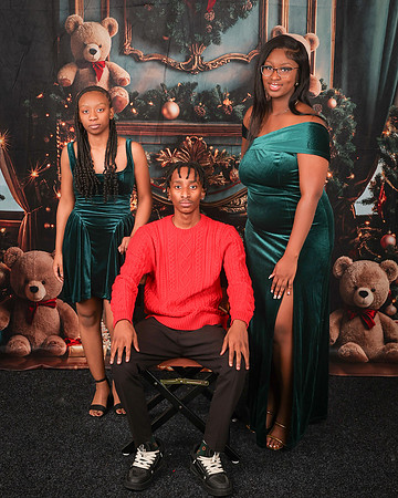 2025 Christmas DNaya_Britton-12