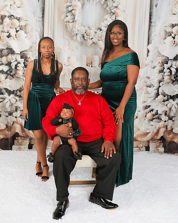 2025 Christmas DNaya_Britton-10