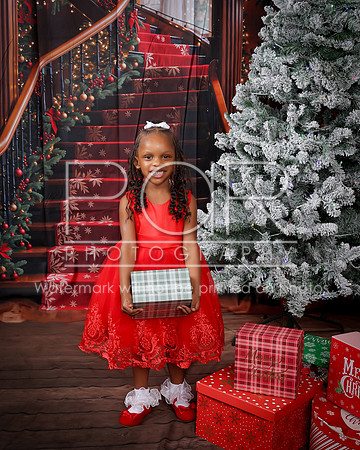 2025 Christmas_Zhakeria_Jackson-11