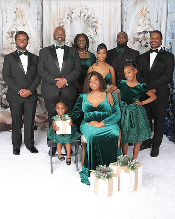 2025_Christmas_Terkedia Martin-2