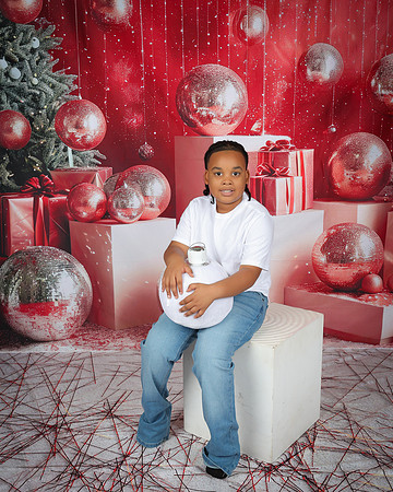 2025_Christmas_KeAsia_Kelly-36