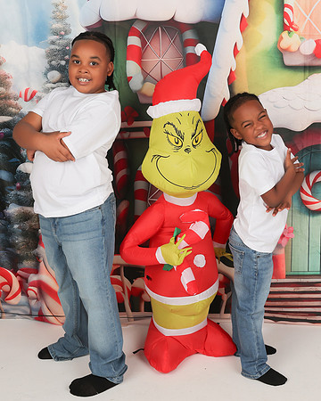 2025_Christmas_KeAsia_Kelly-23