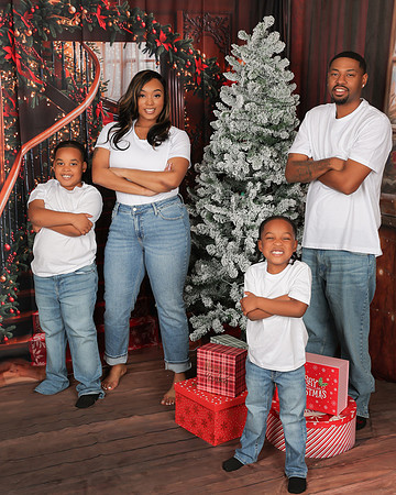 2025_Christmas_KeAsia_Kelly-25