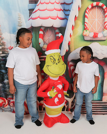 2025_Christmas_KeAsia_Kelly-21
