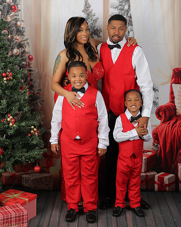 2025_Christmas_KeAsia_Kelly-14